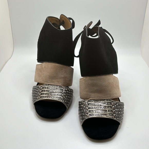 COACH Minetta Land Snake/Suede Heels NIB size 6 - Picture 2 of 13